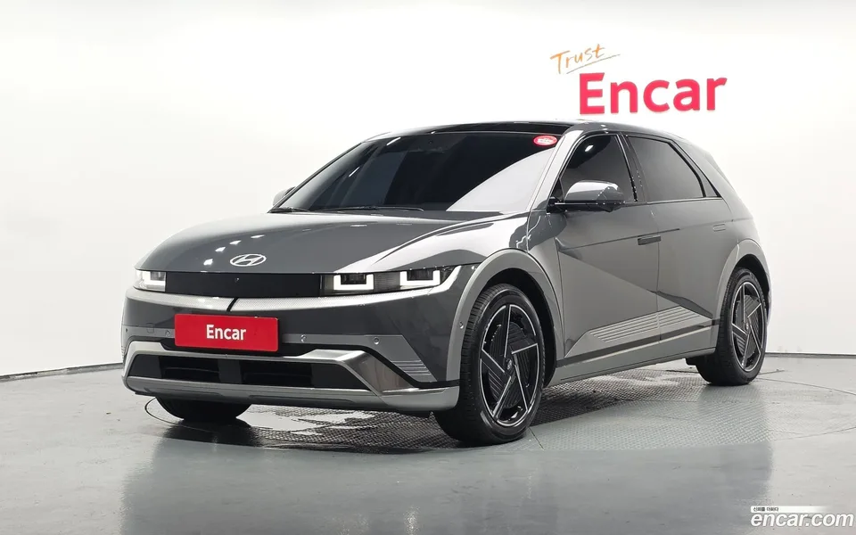 Hyundai Ioniq 5 AWD 2025 — photo 1, buy with delivery to Moscow