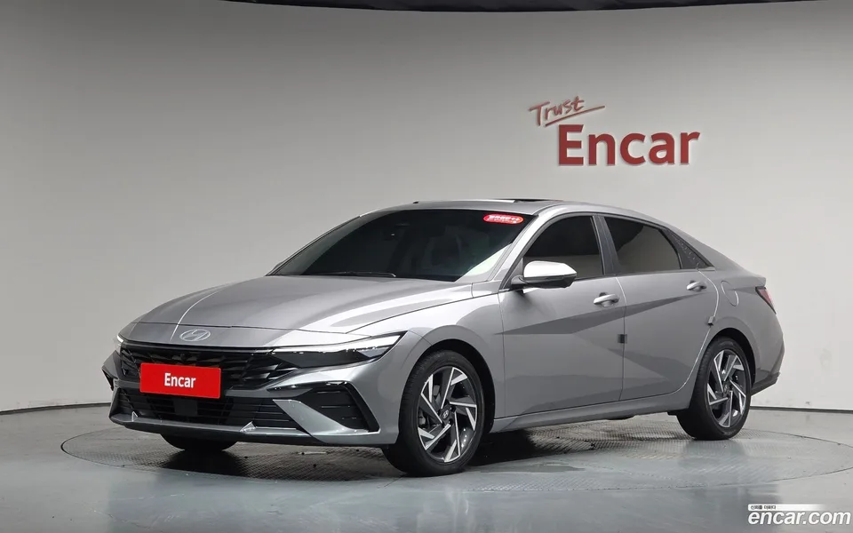 Hyundai Avante CN7 Hybrid 2025 — photo 1, buy with delivery to Moscow