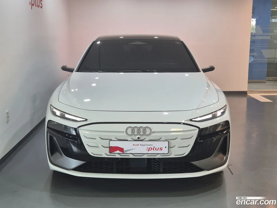 Audi A6 e- S Line 2025 — thumbnail 3
