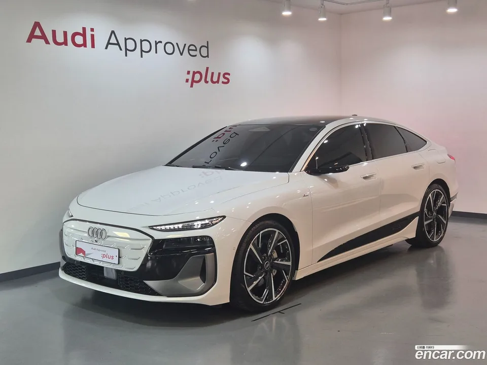 Audi A6 e- S Line 2025 — photo 1, buy with delivery to Moscow