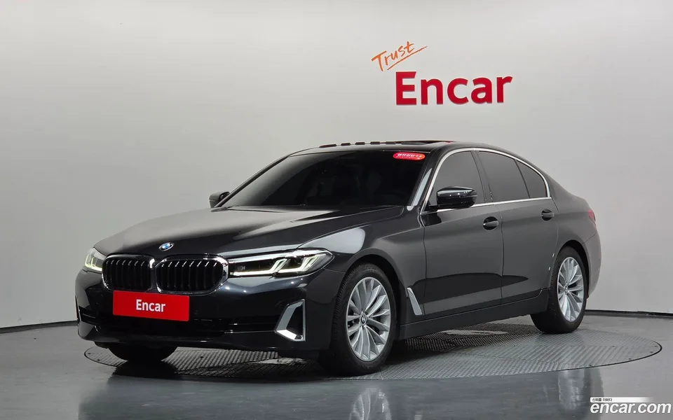 BMW 5 Series 530i 2022 — photo 1, buy with delivery to Moscow