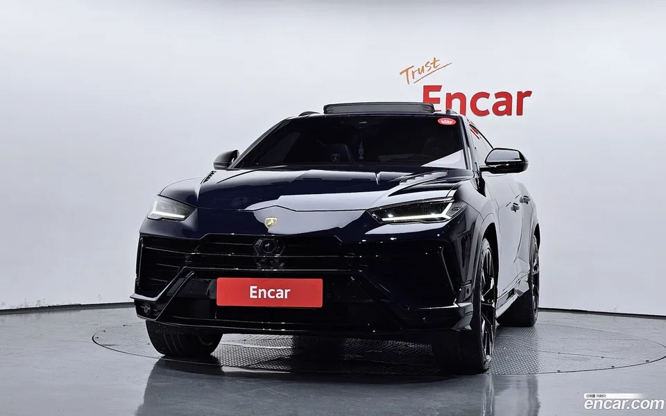 Lamborghini Urus 4.0 V8 S 2023 — thumbnail 3