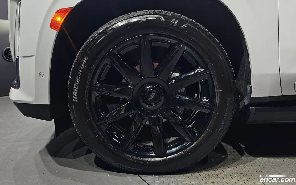 Cadillac Escalade 6.2 2022 — миниатюра 5