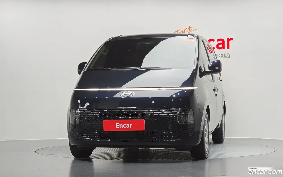 Hyundai Staria 3 2022 — thumbnail 3