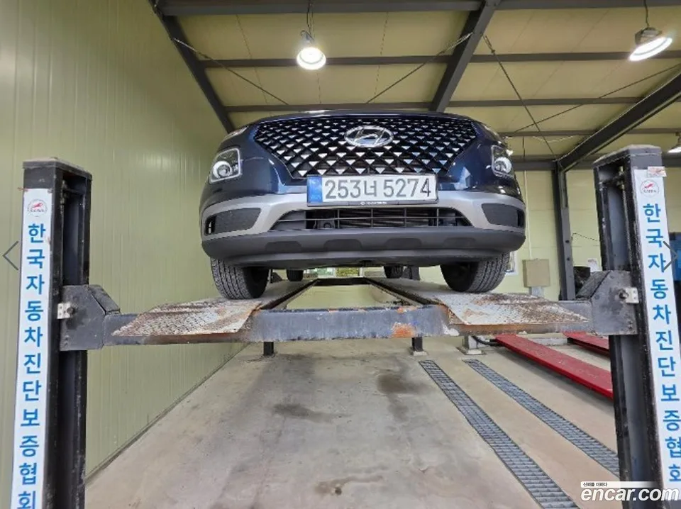 Hyundai Venue 1.6 2022 — photo 1, buy with delivery to Moscow