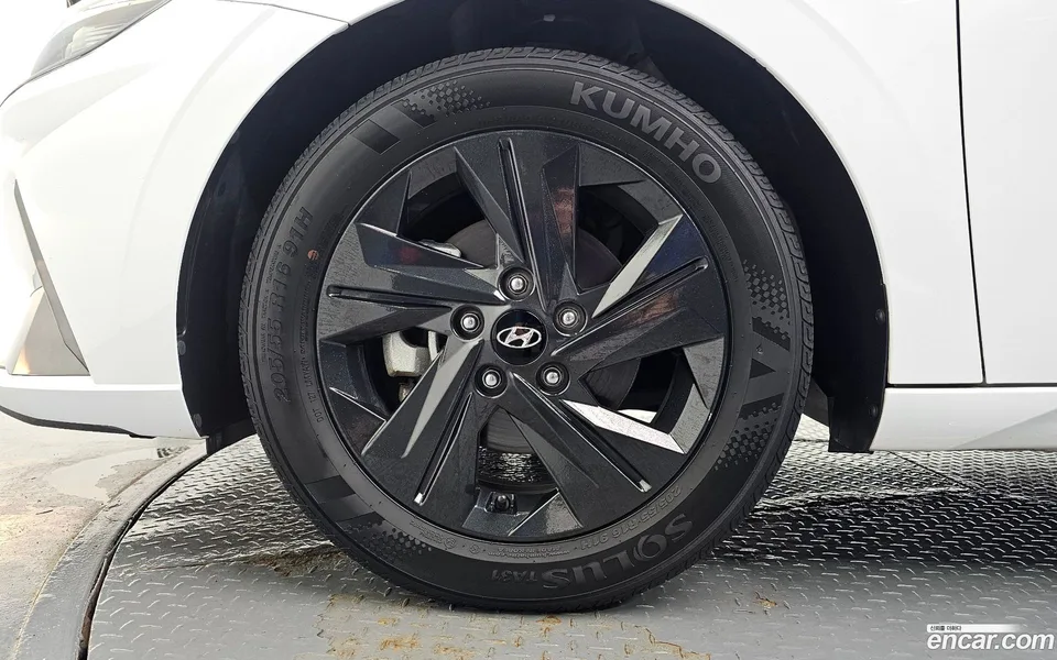 Hyundai Avante 1.6 2022 — thumbnail 2