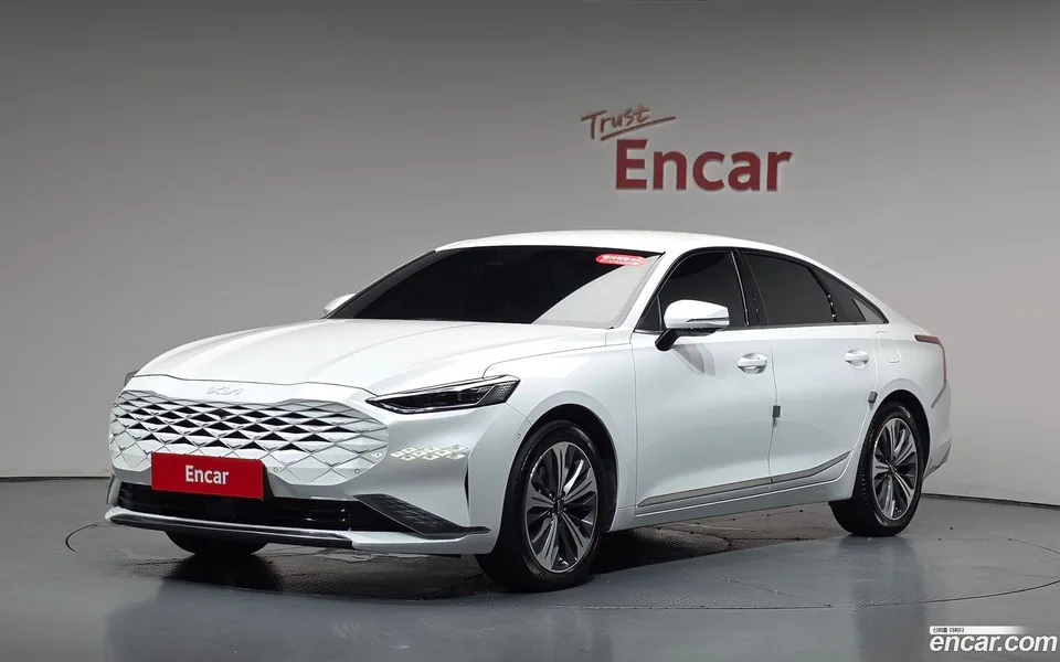 Kia K8 Hybrid 2024 — photo 1, buy with delivery to Moscow