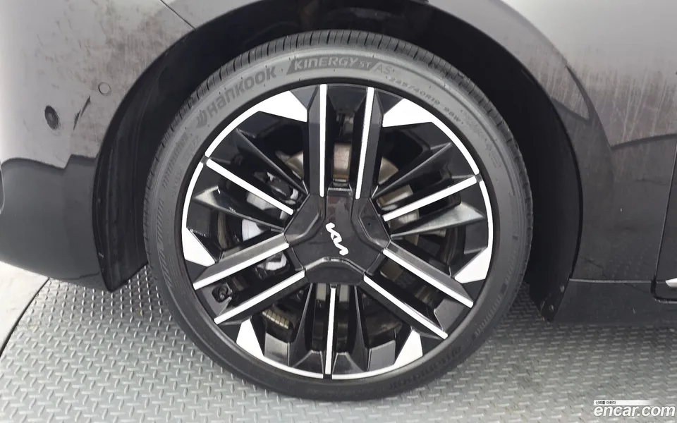 Kia K8 Hybrid 2024 — thumbnail 2