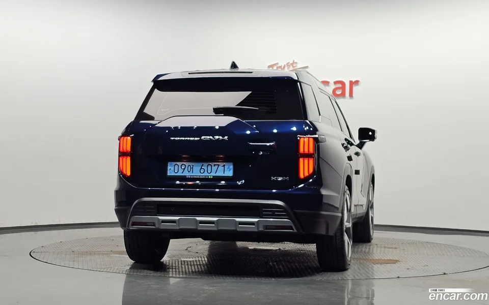 KG Mobility Torres EVX E7 2024 — thumbnail 4
