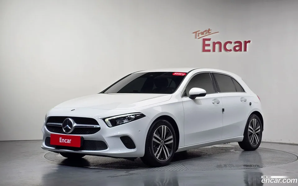 Mercedes-Benz A-Class A220 2022 — photo 1, buy with delivery to Moscow