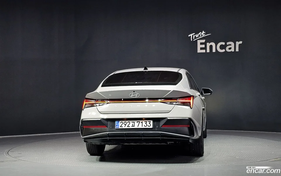 Hyundai Avante CN7 Hybrid 2025 — thumbnail 4