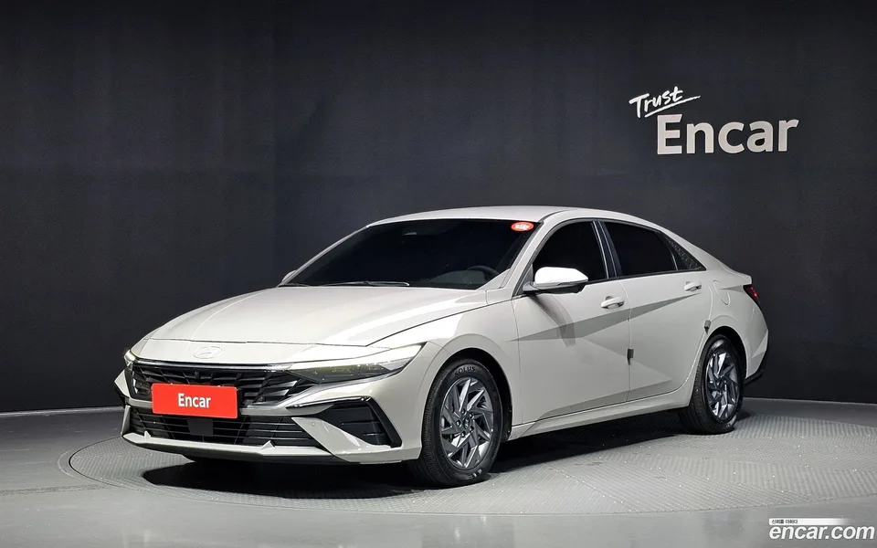 Hyundai Avante CN7 Hybrid 2025 — photo 1, buy with delivery to Moscow
