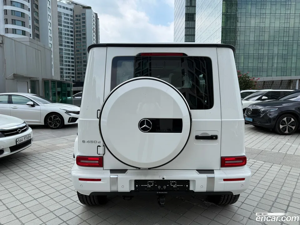 Mercedes-Benz G-Class G450d 2026 — thumbnail 4