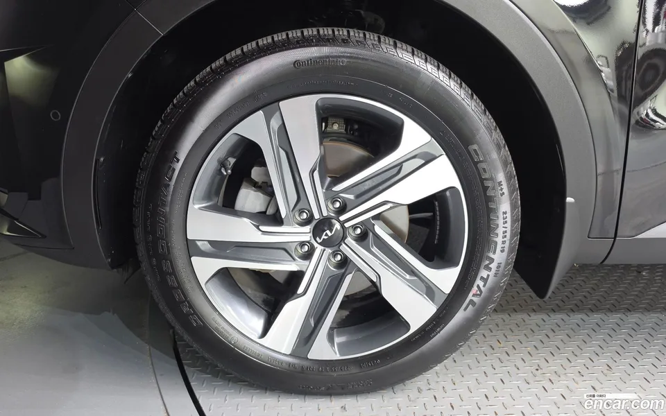 Kia Sorento HEV 1.6 2WD 2023 — thumbnail 2