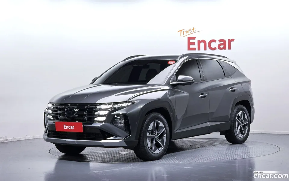 Hyundai Tucson Hybrid NX4 HEV 1.6 2WD 2026 — photo 1, buy with delivery to Moscow