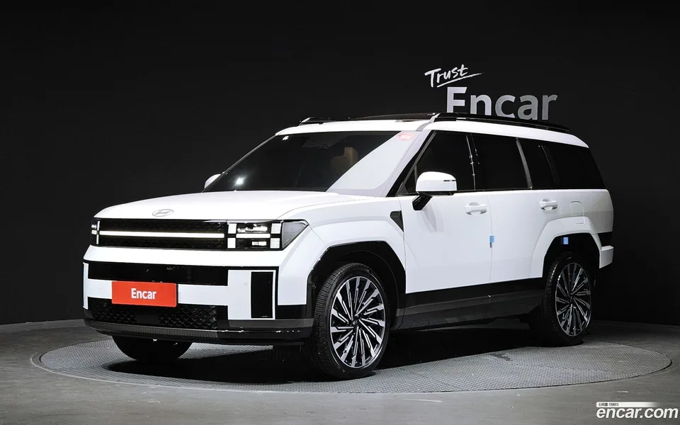 Hyundai SantaFe 2.5T 2WD 2025 — photo 1, buy with delivery to Moscow