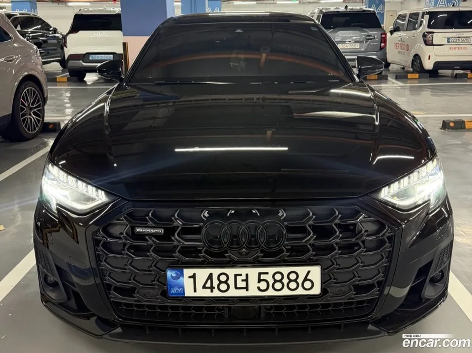Audi A8 55 TFSI LWB 2022 — photo 1, buy with delivery to Moscow