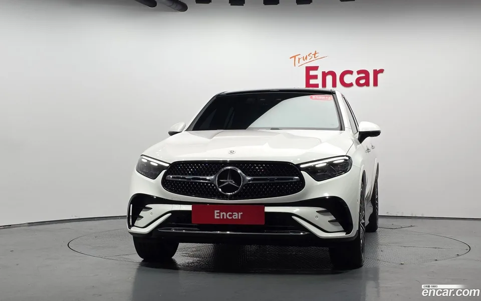 Mercedes-Benz GLC-Class GLC300 4MATIC 2026 — thumbnail 3