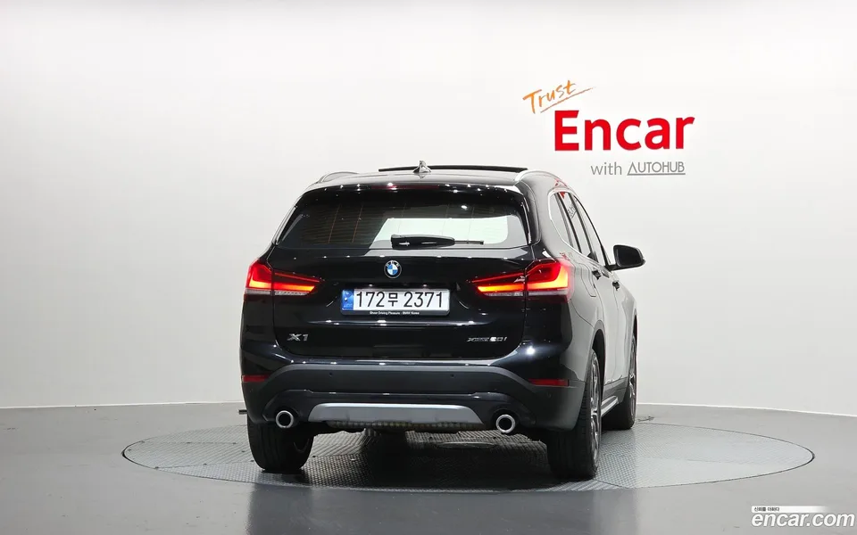 BMW X1 xDrive 20i xLine 2022 — thumbnail 4