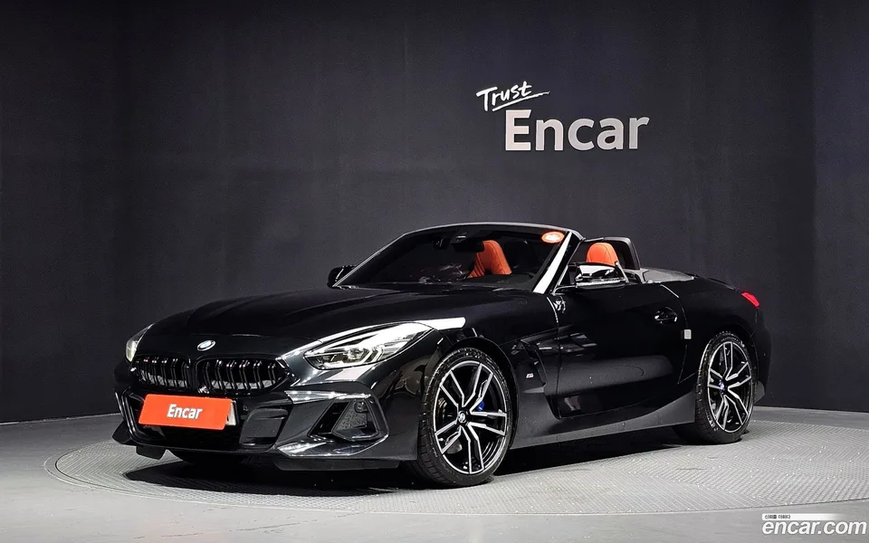 BMW Z4 sDrive20i M 2023 — photo 1, buy with delivery to Moscow