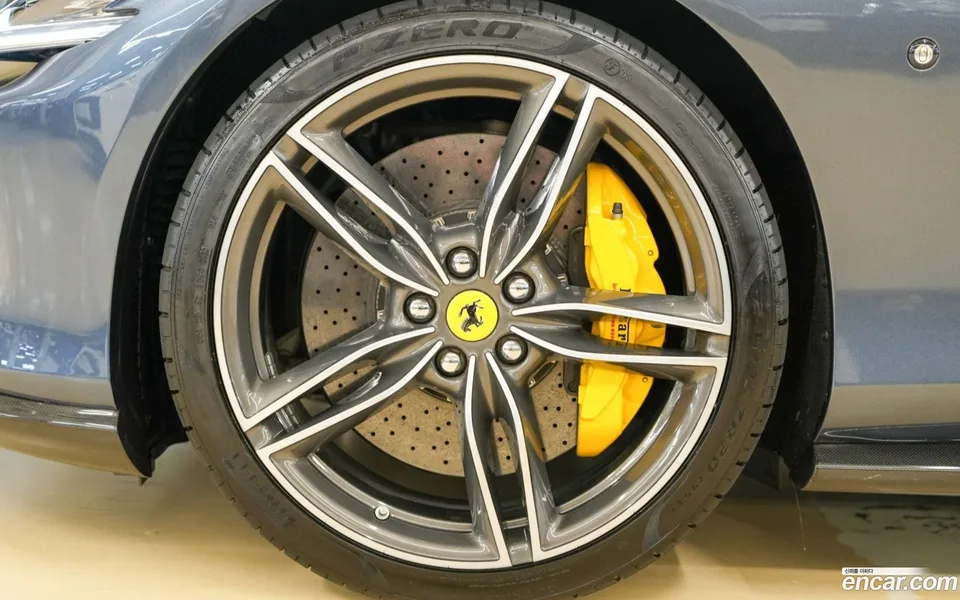 Ferrari Roma 3.9 2023 — миниатюра 2