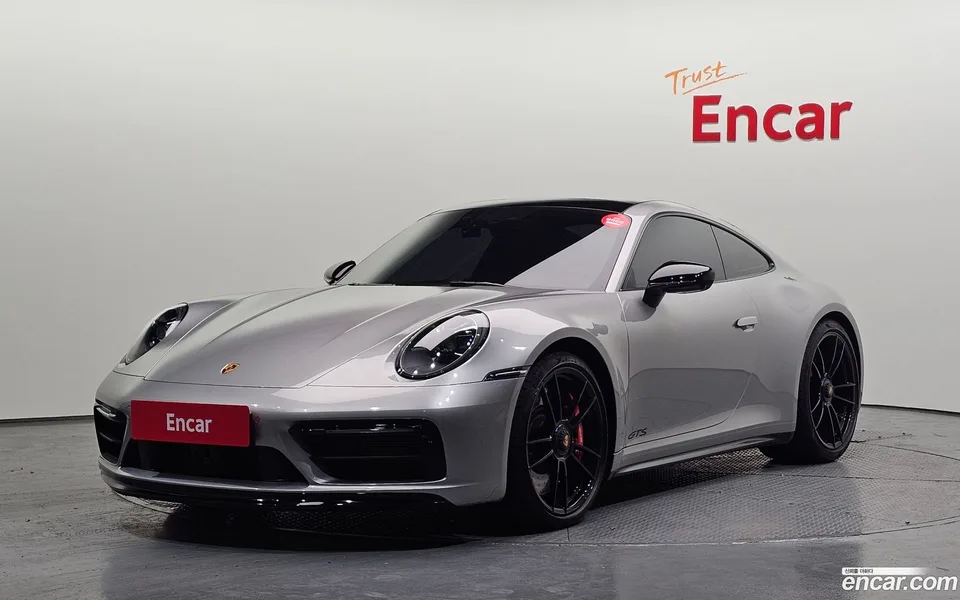 Porsche 911 (992) 4 GTS 2022 — photo 1, buy with delivery to Moscow