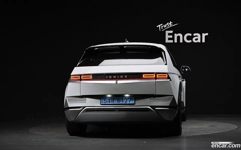 Hyundai Ioniq 5 2022 — thumbnail 4