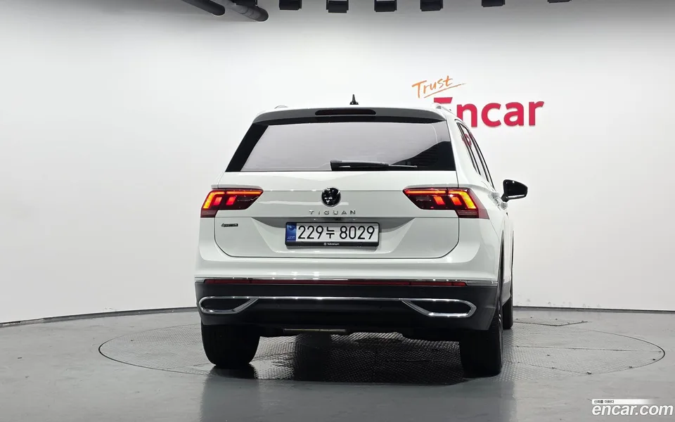 Volkswagen Tiguan 2.0 TDI 4 2022 — миниатюра 4