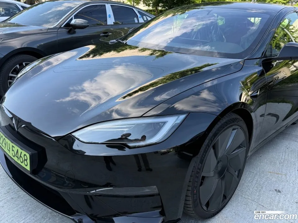 Tesla Model S 2026 — photo 1, buy with delivery to Moscow