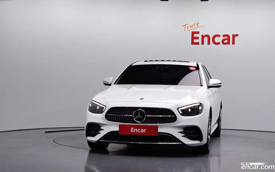 Mercedes-Benz E-Class E220d 4MATIC AMG Line 2022 — thumbnail 3