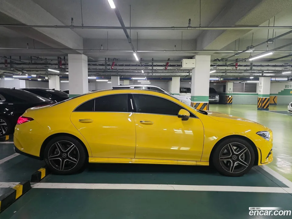 Mercedes-Benz CLA-Class CLA250 4MATIC 2023 — thumbnail 2