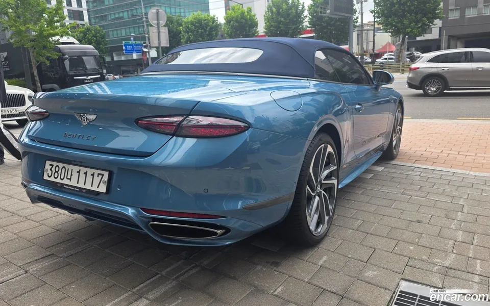 Bentley Continental GT 4.0 GTC 2025 — thumbnail 3
