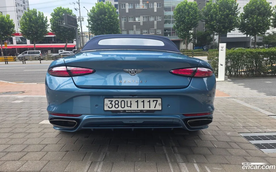 Bentley Continental GT 4.0 GTC 2025 — thumbnail 4