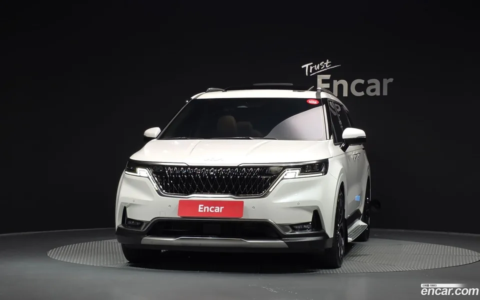 Kia Carnival 9 2022 — thumbnail 3