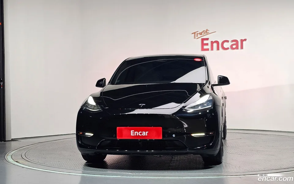 Tesla Model Y AWD 2022 — thumbnail 3