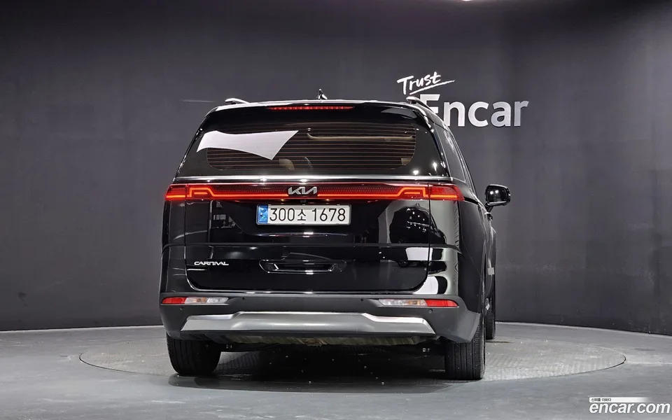 Kia Carnival 9 2022 — thumbnail 4