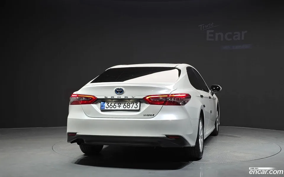 Toyota Camry 2.5 LE 2022 — миниатюра 4