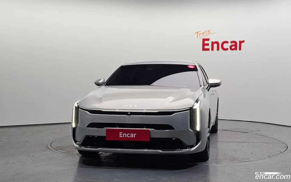 Kia K8 Hybrid 2025 — thumbnail 3