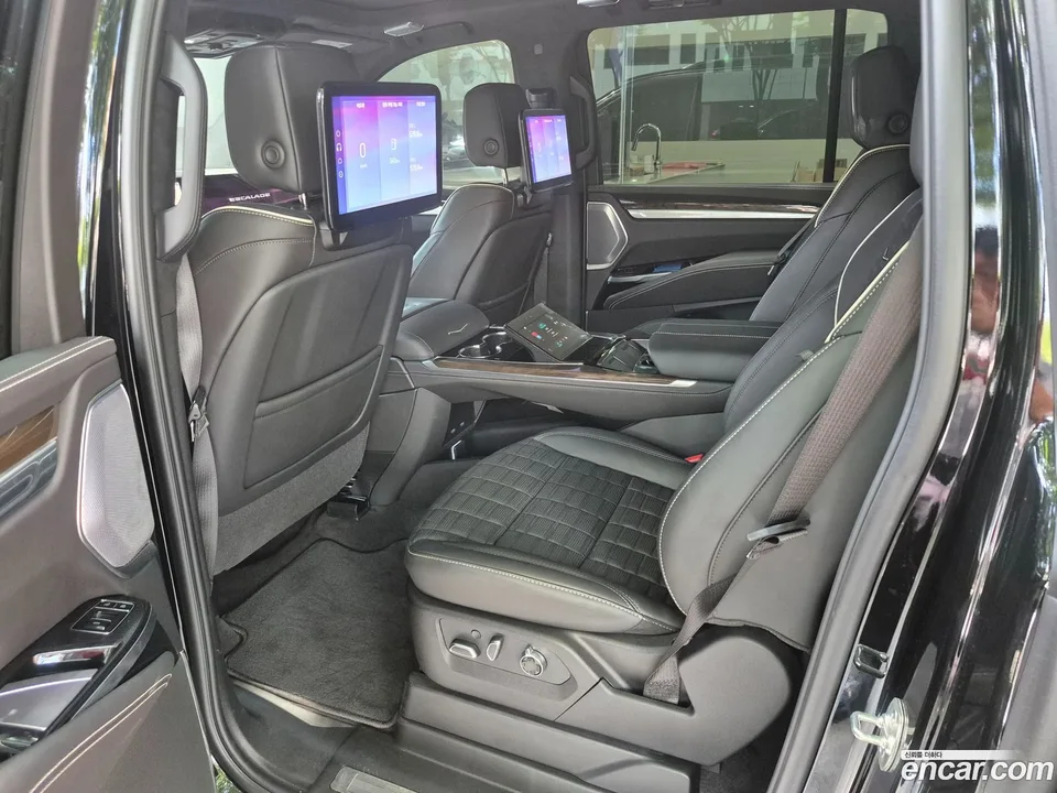 Cadillac Escalade 6.2 ESV 2026 — thumbnail 2