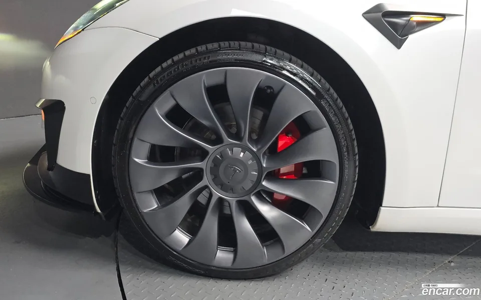 Tesla Model 3 AWD 2022 — thumbnail 5