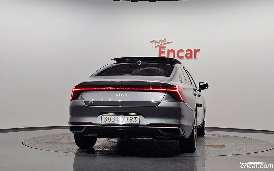 Kia K8 Hybrid 2024 — thumbnail 4