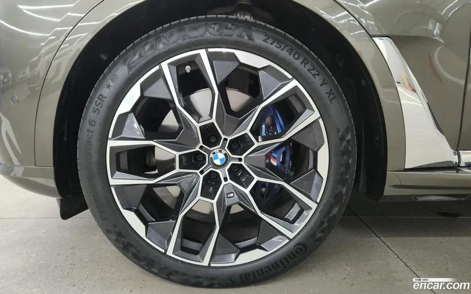 BMW X7 xDrive 40i M 6 2026 — thumbnail 2