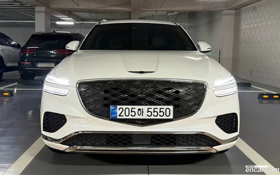 Genesis GV70 2025