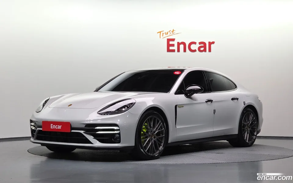 Porsche Panamera (971) 2.9 AWD E- 2022 — photo 1, buy with delivery to Moscow