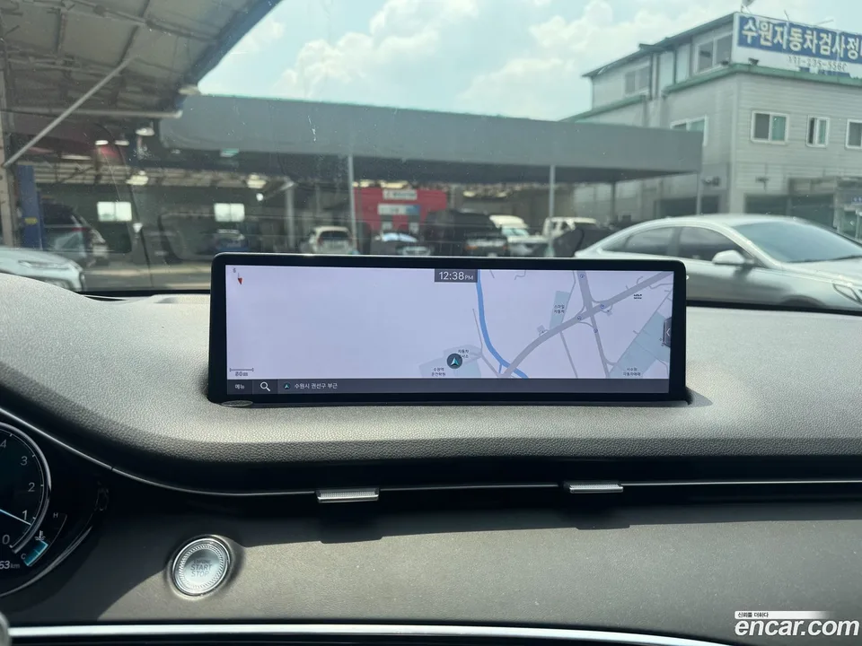 Genesis GV70 2.5T AWD 2022 — thumbnail 2