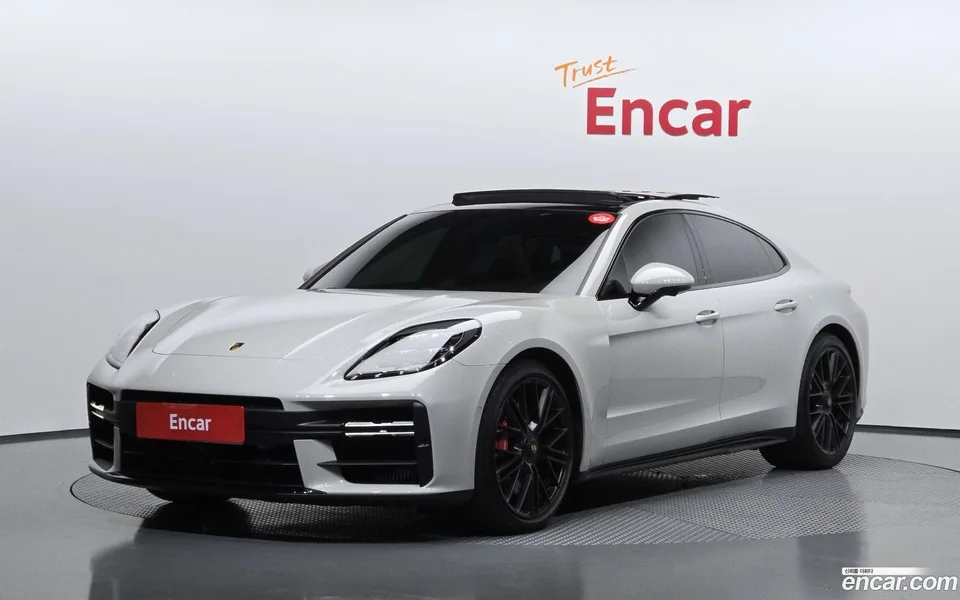 Porsche Panamera (976) 4.0 GTS 2025 — photo 1, buy with delivery to Moscow