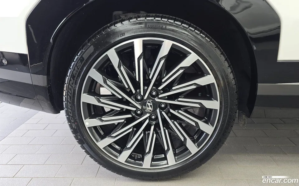 Hyundai SantaFe 2.5T 2WD 2023 — thumbnail 2