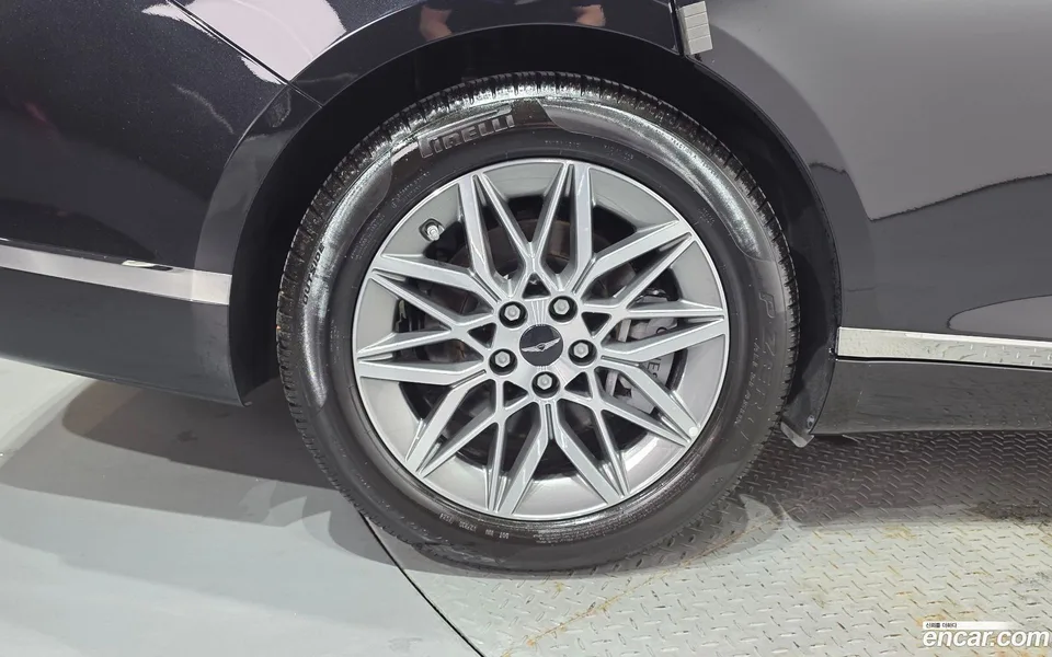 Genesis G80 2.5 AWD 2024 — thumbnail 2