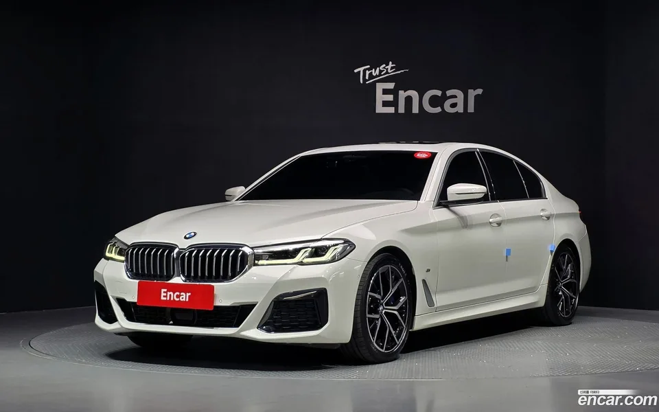 BMW 5 Series 530i M 2022 — photo 1, buy with delivery to Moscow
