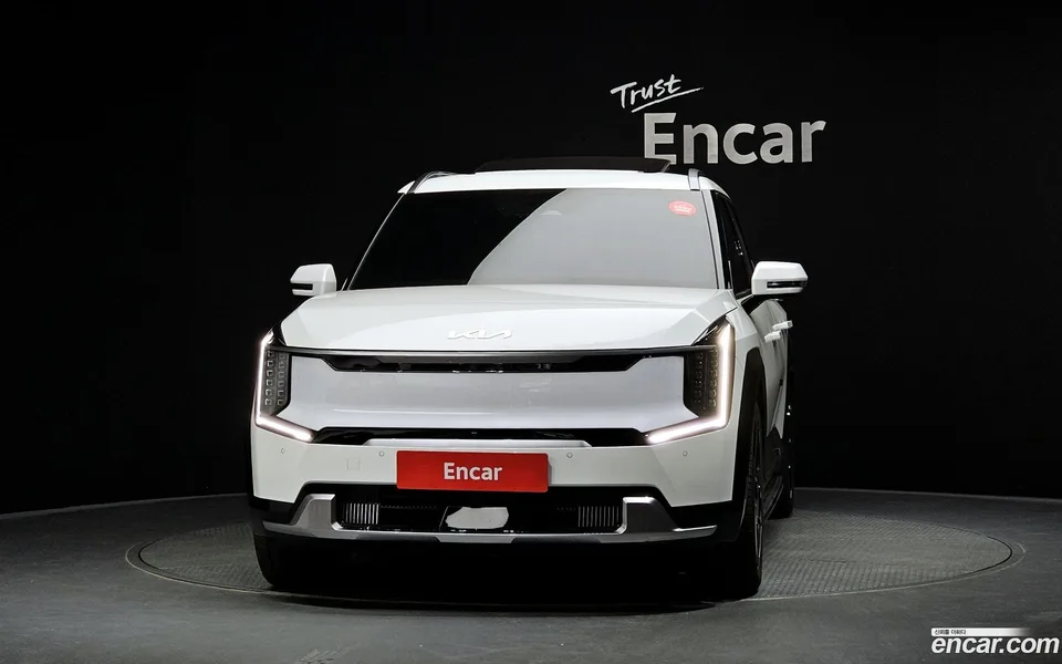 Kia EV9 4WD 2023 — thumbnail 3